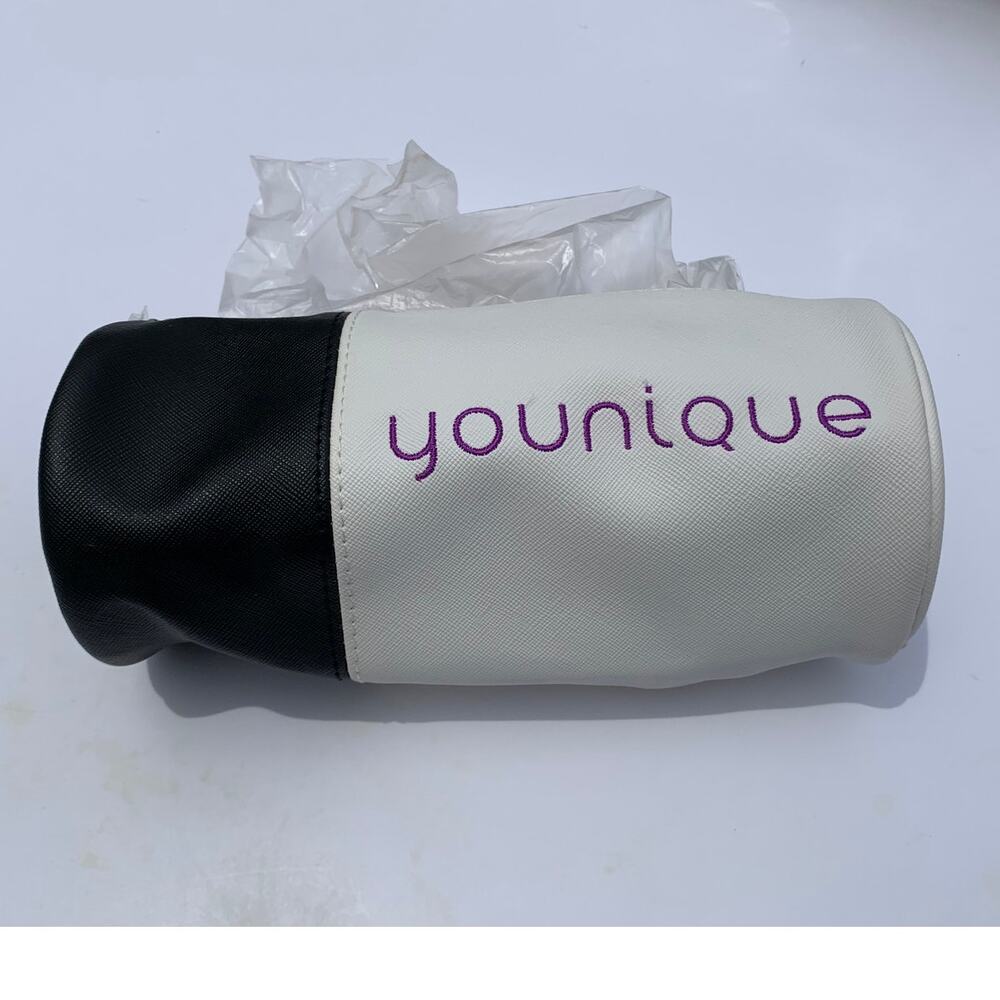 Younique Round Zippered Makeup Pouch Bag Limited Edition Cosmetic New
